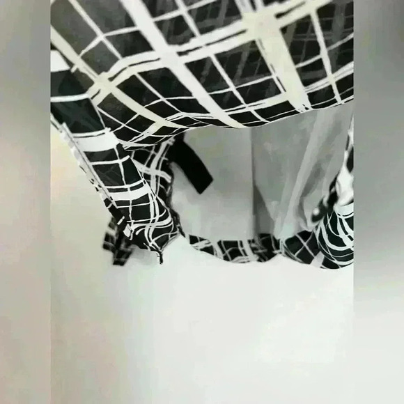 H&M Women’s Black White Plaid Art to Wear Polyester Layered Office Work Blouse 2 - Picture 11 of 11